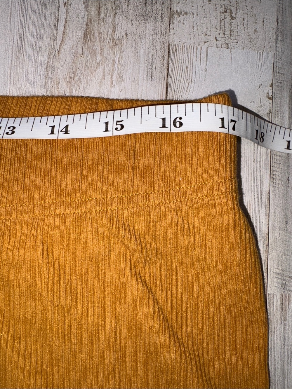 Old Navy women's plus size 2X ribbed biker shorts, Mustard color - Picture 3 of 11